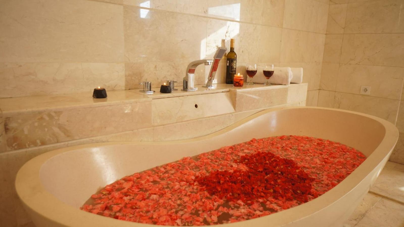 Hotel Puri Ratu Jimbaran Zewnętrze zdjęcie