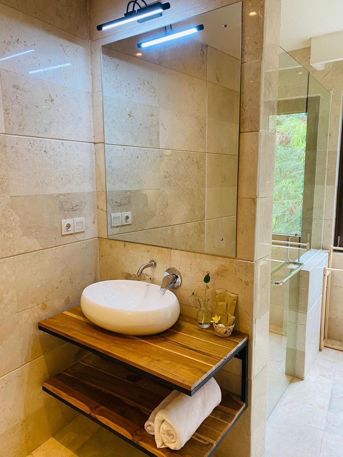 Hotel Puri Ratu Jimbaran Zewnętrze zdjęcie