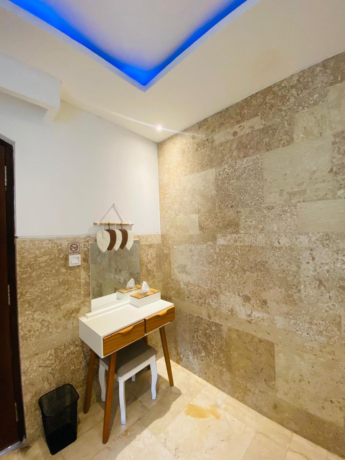 Hotel Puri Ratu Jimbaran Zewnętrze zdjęcie